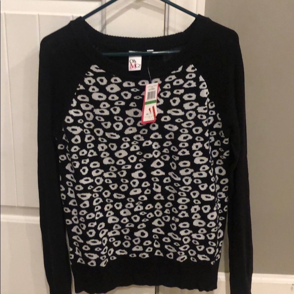 NWT leopard raglan style sweater !!